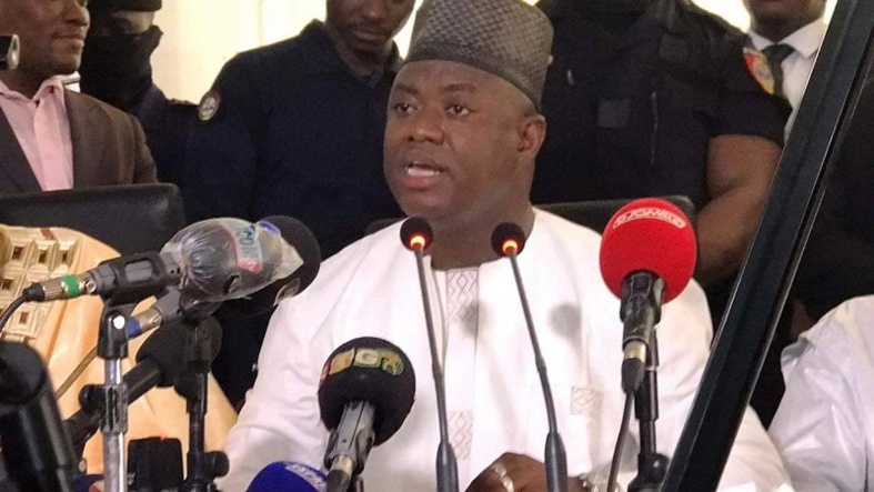 Éruptions cutanées chez des pêcheurs guinéens : Charles Wright demande des poursuites contre des propriétaires de navires minéraliers Éruptions cutanées chez des pêcheurs guinéens : Charles Wright demande des poursuites contre des propriétaires de navires minéraliers