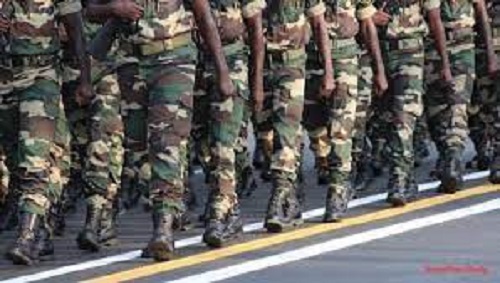 Sénégal : D’anciens militaires rappelés pour renforcer l’armée