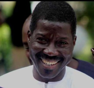 Un peu de dérision dans un Sénégal à la croisée des chemins. Par Talla Sylla Un peu de dérision dans un Sénégal à la croisée des chemins. Par Talla Sylla