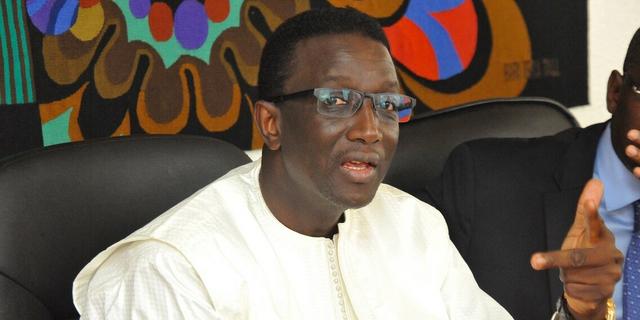 Amadou Ba se prononce sur la "résidence surveillée" de Ousmane Sonko : "Il n'est pas en résidence surveillée. Un Etat a un souci de protection..."