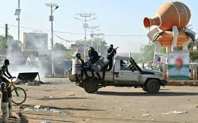 Coup d'état au Niger : Les militaires annoncent les fermetures des frontières et couvre-feu jusqu'à nouvel ordre