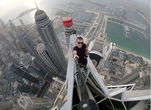 Décès tragique du photographe de l'extrême Remi Enigma (30 ans), tombé du 68e étage d'un gratte-ciel