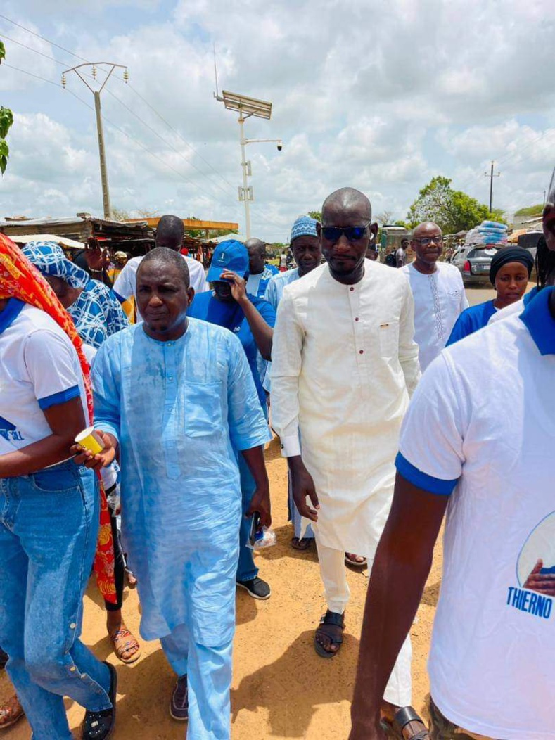 MAGAL DE TOUBA 2023 : Les camarades de Thierno Alassane Sall soulagent les pèlerins.