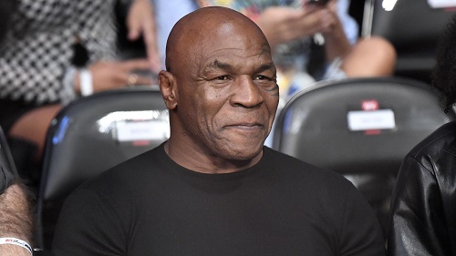 La somme colossale réclamée à Mike Tyson par l'homme qu'il avait frappé dans un avion