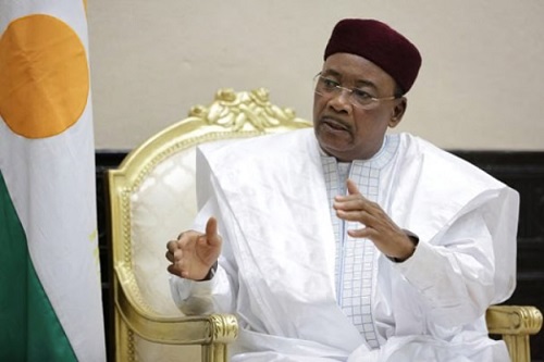 L'ancien Président nigérien porte plainte contre l'ex-ambassadeur de France pour diffamation