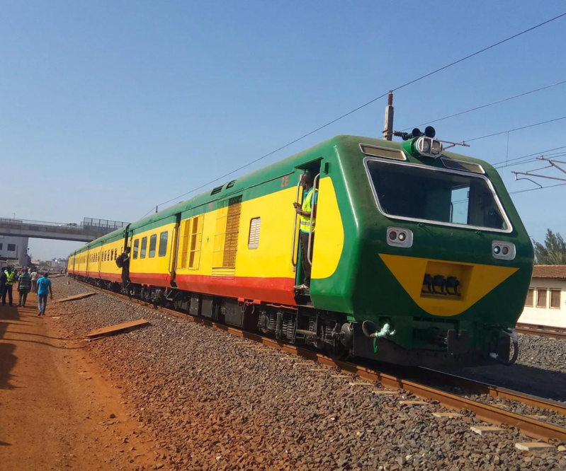 Réouverture de la ligne de train Thiès-Diamniadio : Une nouvelle ère pour le transport ferroviaire au Sénégal Réouverture de la ligne de train Thiès-Diamniadio : Une nouvelle ère pour le transport ferroviaire au Sénégal