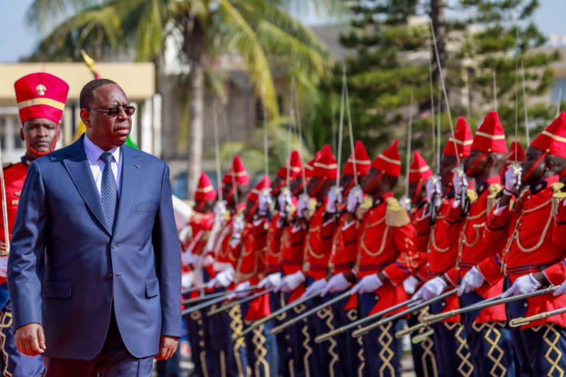 Macky Sall fait ses adieux aux gendarmes lors de l'inauguration de l'état-major de la Maison militaire. Macky Sall fait ses adieux aux gendarmes lors de l'inauguration de l'état-major de la Maison militaire.