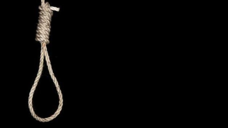 Drame à Nguinth : Un homme retrouvé pendu sur son balcon Drame à Nguinth : Un homme retrouvé pendu sur son balcon