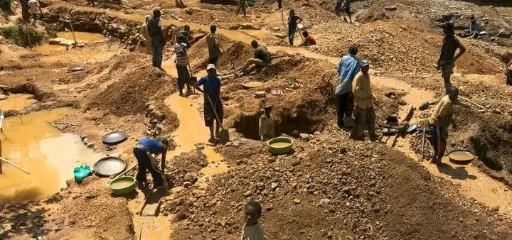 Tragédie à Kédougou : Un éboulement fait deux victimes à Dar Salam et Itato Tragédie à Kédougou : Un éboulement fait deux victimes à Dar Salam et Itato
