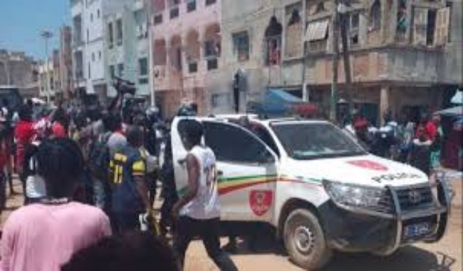 Tailleur poignardé à mort à Guediawaye: le principal suspect arrêté Tailleur poignardé à mort à Guediawaye: le principal suspect arrêté