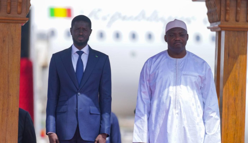 Renforcement des Relations entre la Gambie et le Sénégal : Engagement du Président Diomaye Faye envers Barrow