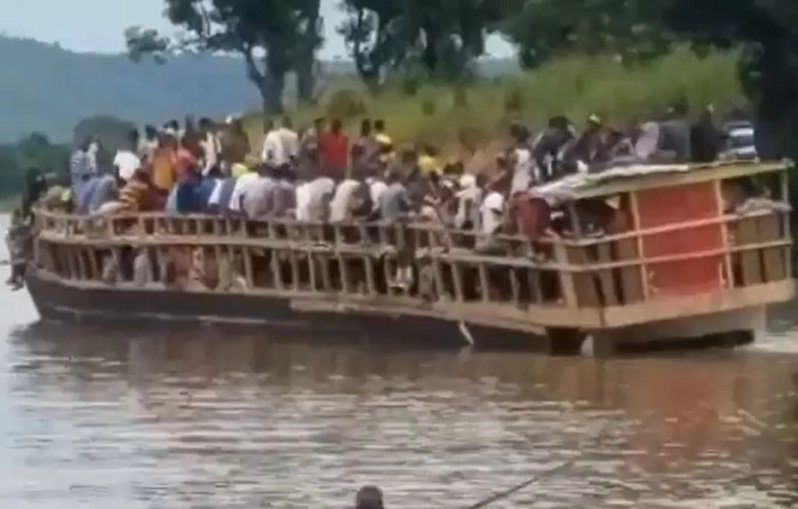 Tragédie en Centrafrique : Naufrage à Bangui, au moins 58 morts Tragédie en Centrafrique : Naufrage à Bangui, au moins 58 morts