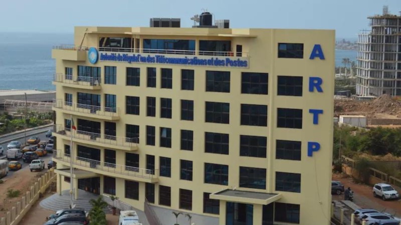 Nouvelle nomination à la tête de l'Artp : Dahirou Thiam prend les rênes. Nouvelle nomination à la tête de l'Artp : Dahirou Thiam prend les rênes.