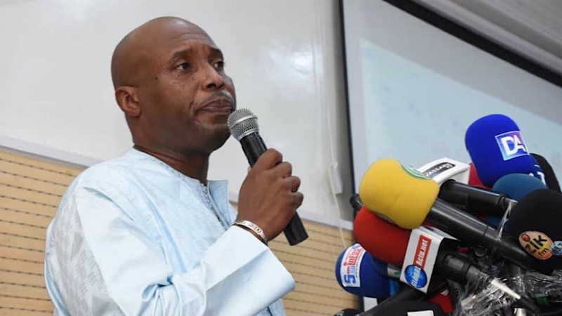 Mairie de Dakar: Le maire Barthélémy Dias lance officiellement le projet d'installation de toilettes publiques dans plusieurs communes Mairie de Dakar: Le maire Barthélémy Dias lance officiellement le projet d'installation de toilettes publiques dans plusieurs communes