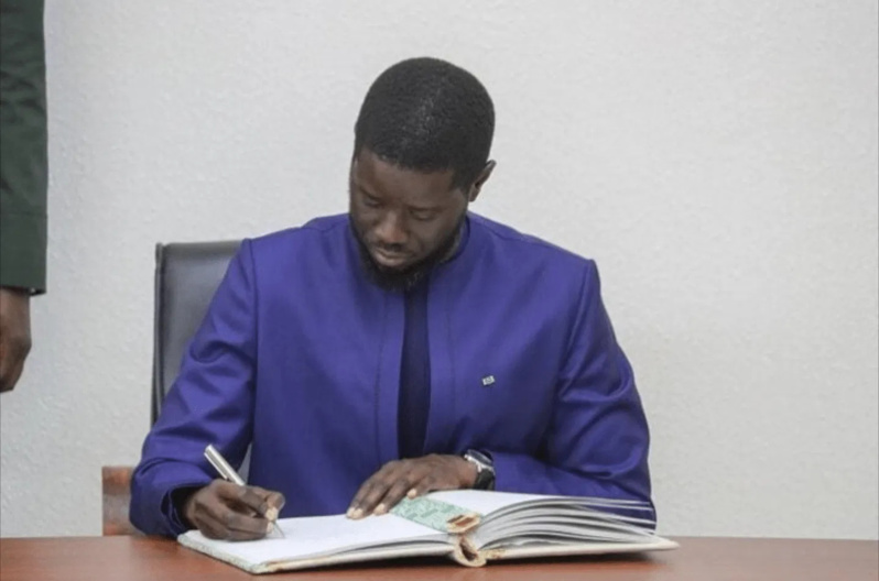 Le Président dissout la Commission du Dialogue Territorial créée en 2015 Le Président dissout la Commission du Dialogue Territorial créée en 2015