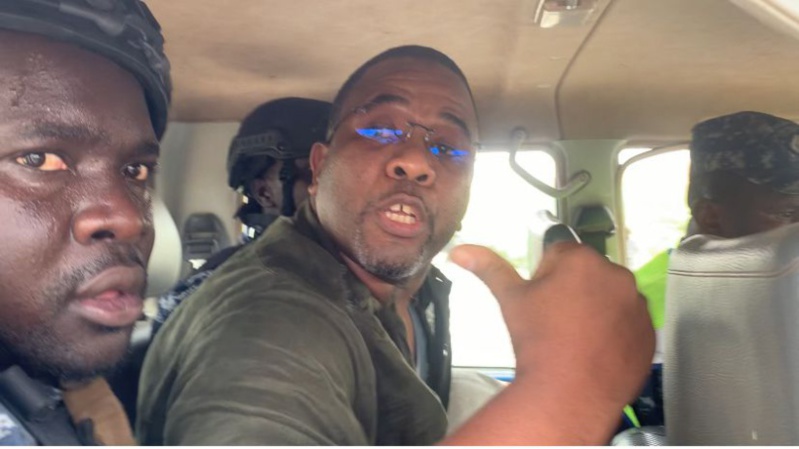 Le leader du mouvement Guemm Sa Bopp placé sous mandat de dépôt après son arrestation à Bakel Le leader du mouvement Guemm Sa Bopp placé sous mandat de dépôt après son arrestation à Bakel