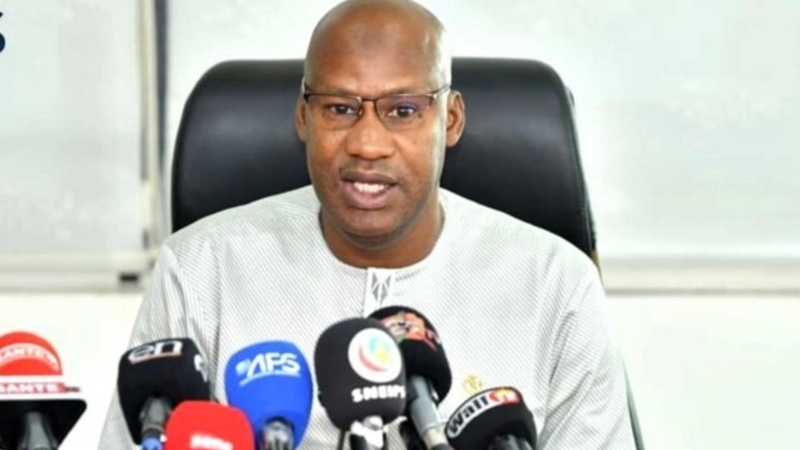 Près de 400 Emplois Fictifs Détectés au Ministère de la Santé : Révélations du Ministre Ibrahima Sy Près de 400 Emplois Fictifs Détectés au Ministère de la Santé : Révélations du Ministre Ibrahima Sy