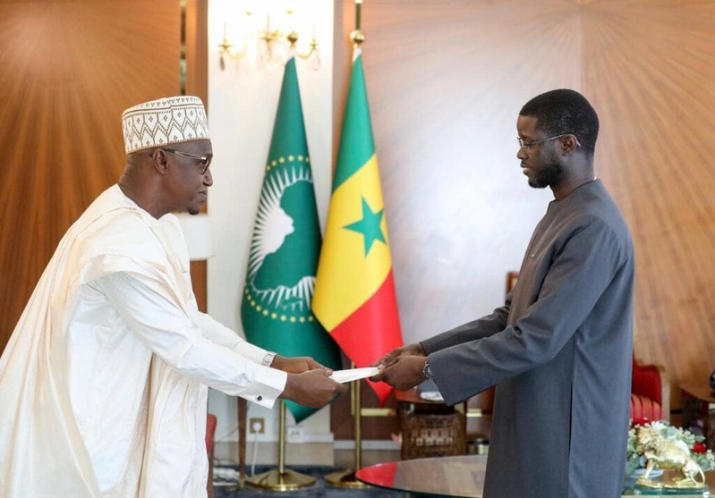 Six Nouveaux Ambassadeurs Présentent leurs Lettres de Créance au Sénégal Six Nouveaux Ambassadeurs Présentent leurs Lettres de Créance au Sénégal