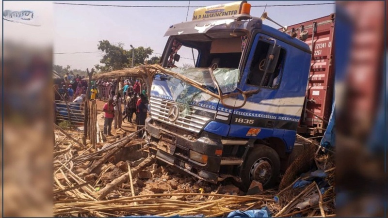 Accident mortel à Niémeniké : un camion dérape et fait un mort Accident mortel à Niémeniké : un camion dérape et fait un mort
