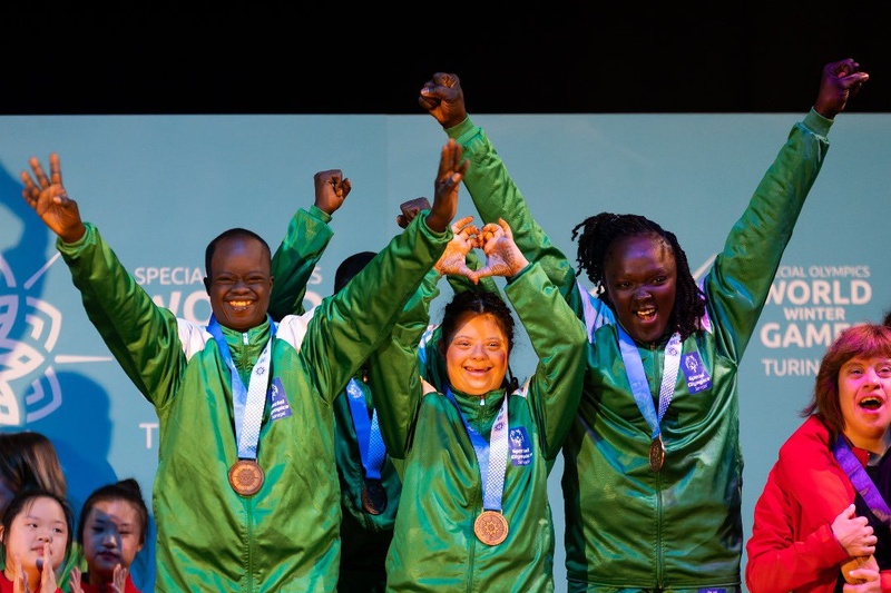 Jeux Mondiaux de Turin : L’équipe Special Olympics Sénégal décroche deux médailles historiques en danse sportive Jeux Mondiaux de Turin : L’équipe Special Olympics Sénégal décroche deux médailles historiques en danse sportive