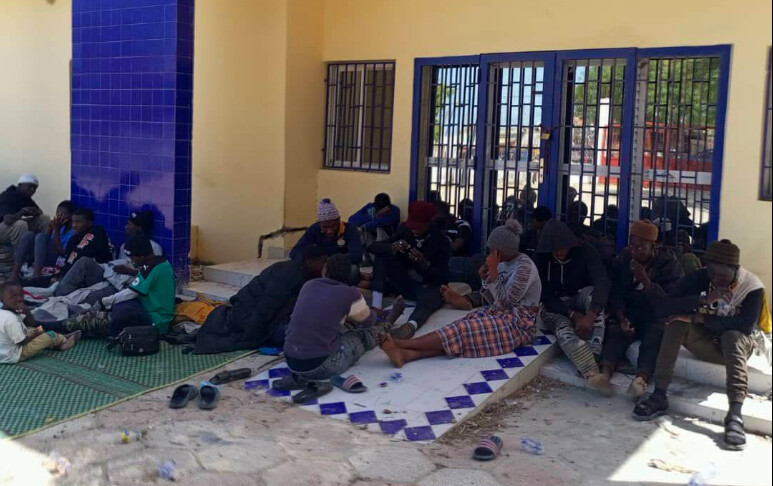 Emigration irrégulière: 59 candidats dont 16 filles interpellés à Mbodiène Emigration irrégulière: 59 candidats dont 16 filles interpellés à Mbodiène