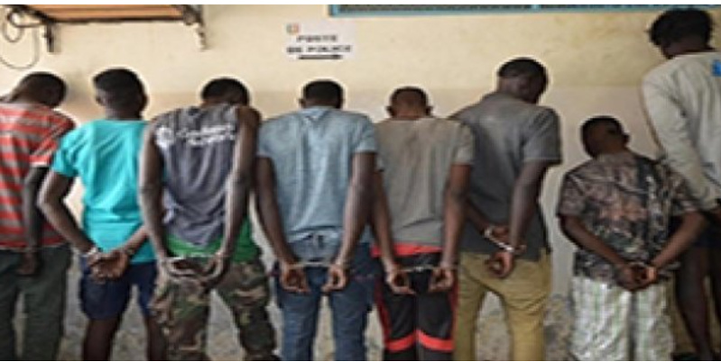 Démantèlement d'un Gang de Voleurs de Motos à Thiès : La Police des parcelles assainies Frappe Fort Démantèlement d'un Gang de Voleurs de Motos à Thiès : La Police des parcelles assainies Frappe Fort