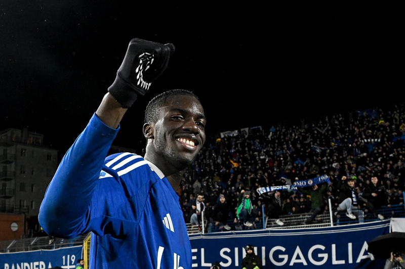 Foot – Mercato: Manchester United garde un œil sur l’international sénégalais Assane Diao