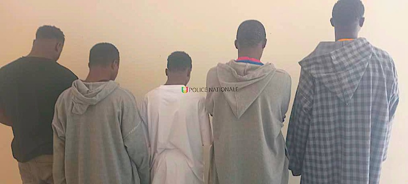 Saint-Louis : Interpellation de cinq individus pour tentative de trafic de migrants par voie maritime… Saint-Louis : Interpellation de cinq individus pour tentative de trafic de migrants par voie maritime…