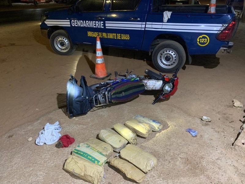 Trafic de drogue à Diass : 9 kg de chanvre saisis, les trafiquants s’évanouissent dans la nature
