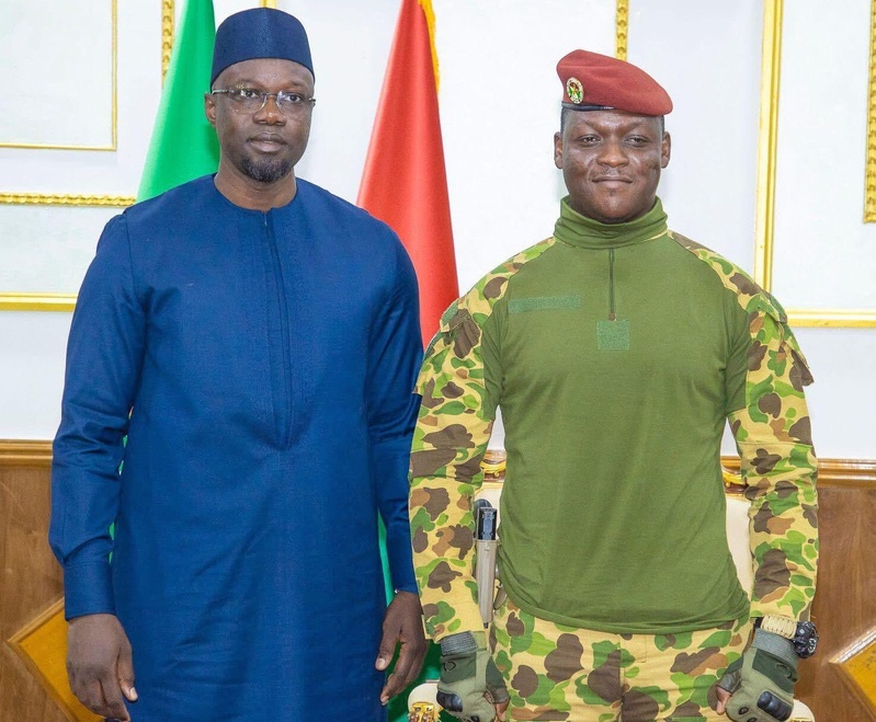 Renforcement de la coopération entre Dakar et Ouagadougou : Ousmane Sonko reçu par le président Ibrahim Traoré Renforcement de la coopération entre Dakar et Ouagadougou : Ousmane Sonko reçu par le président Ibrahim Traoré