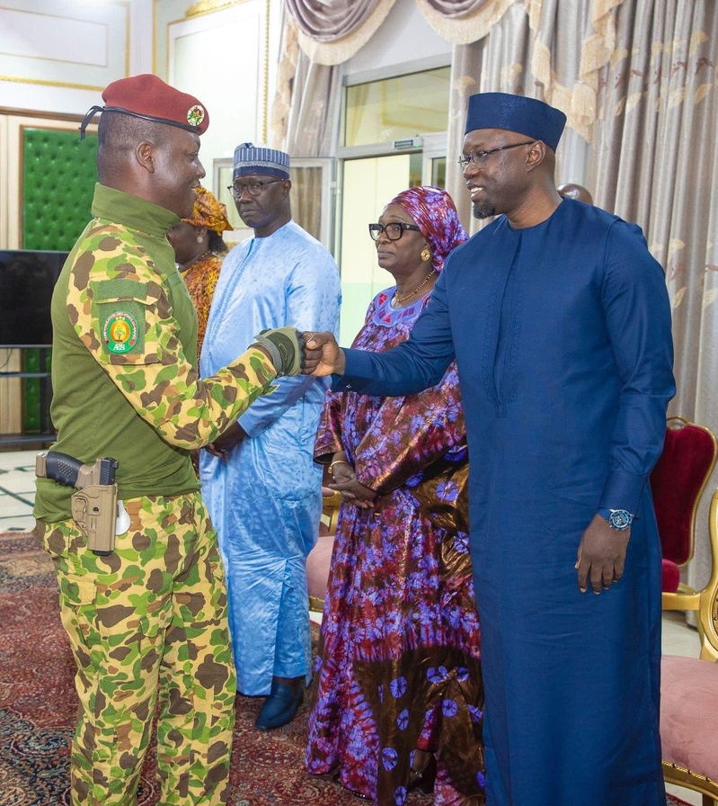 Visite d’Ousmane Sonko au Burkina Faso : un appel à l’unité régionale contre le terrorisme Visite d’Ousmane Sonko au Burkina Faso : un appel à l’unité régionale contre le terrorisme