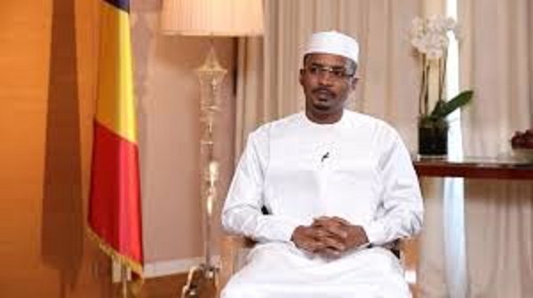 Par "principe de réciprocité", le Président tchadien suspend l'octroi de visa aux Américains