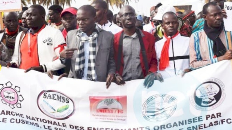 Thiès : des syndicats d’enseignants protestent contre le retard dans le versement des avances du bac technique Thiès : des syndicats d’enseignants protestent contre le retard dans le versement des avances du bac technique