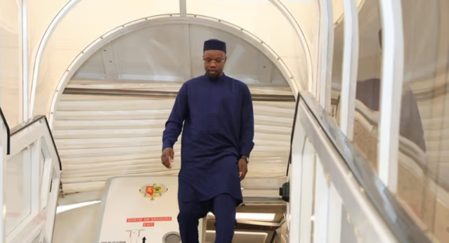 Ousmane Sonko en visite officielle en Chine pour renforcer la coopération et représenter l’Afrique au Forum d’été de Davos