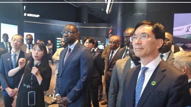 Ousmane Sonko poursuit sa visite officielle en Chine avec une étape à Tianjin Ousmane Sonko poursuit sa visite officielle en Chine avec une étape à Tianjin