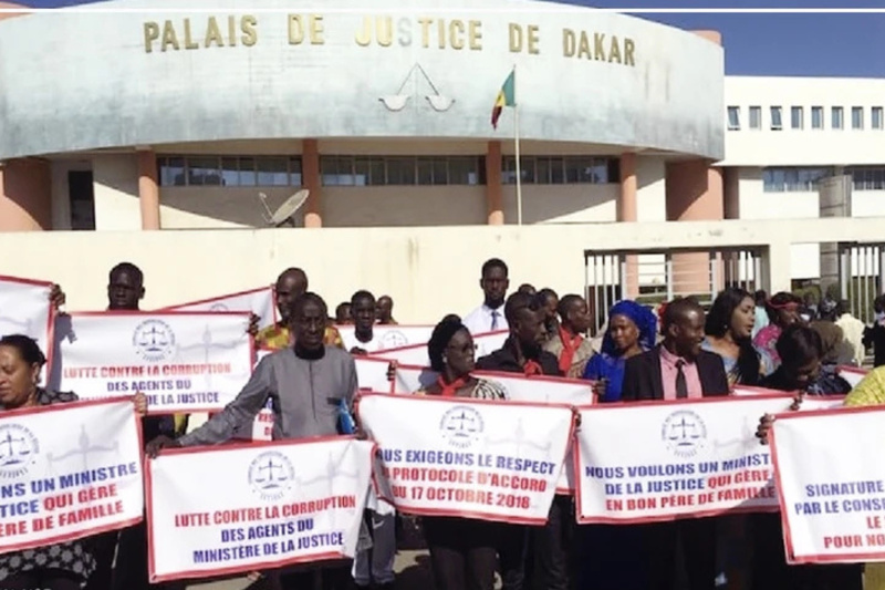 Nouvelle grève de 48 heures : les syndicats de la justice maintiennent la pression sur les autorités Nouvelle grève de 48 heures : les syndicats de la justice maintiennent la pression sur les autorités