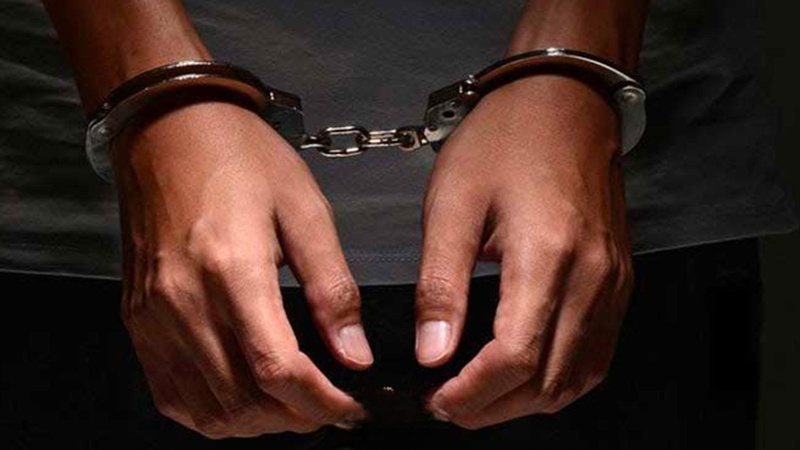 Taïba Niassène : deux jeunes arrêtés après le vol de 9,5 millions FCFA lors d’un mariage Taïba Niassène : deux jeunes arrêtés après le vol de 9,5 millions FCFA lors d’un mariage