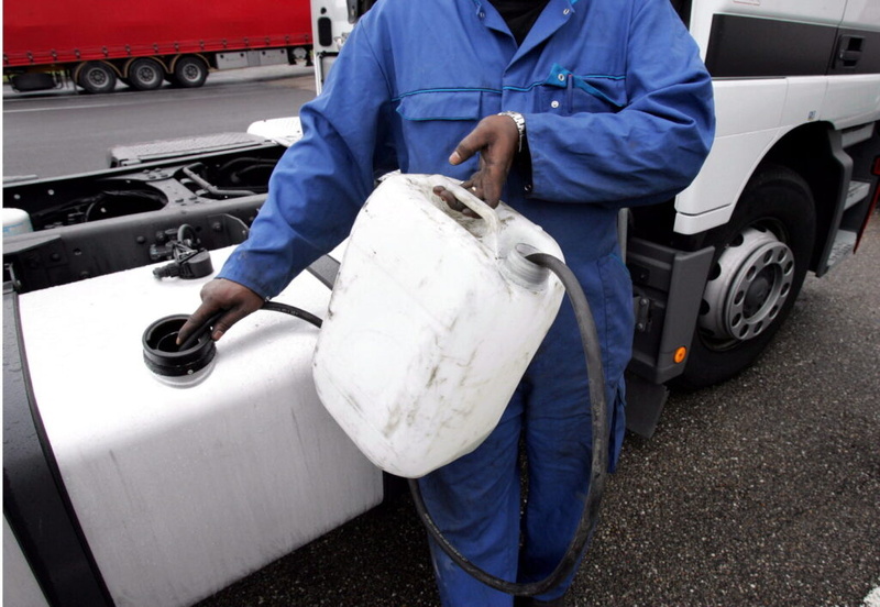Vol de carburant à Diass : un homme jugé après avoir été pris en flagrant délit sur un chantier Vol de carburant à Diass : un homme jugé après avoir été pris en flagrant délit sur un chantier