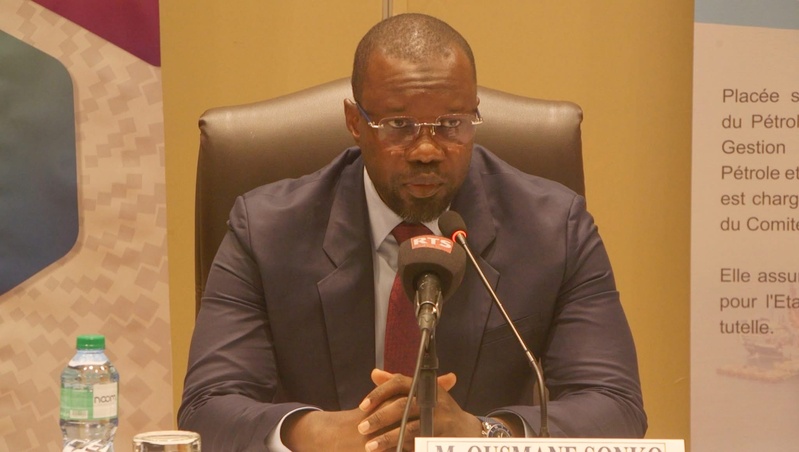 Ousmane Sonko annonce une révision des contrats pétroliers, gaziers et miniers pour protéger les intérêts du Sénégal Ousmane Sonko annonce une révision des contrats pétroliers, gaziers et miniers pour protéger les intérêts du Sénégal