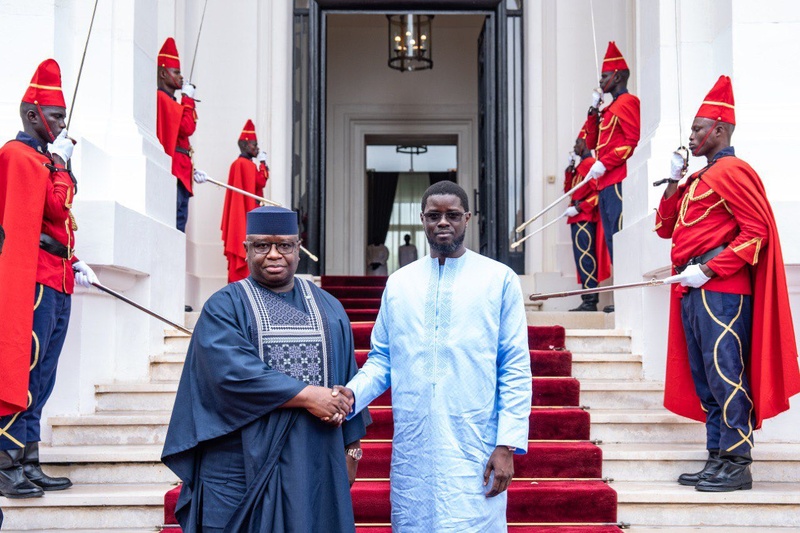 Le président de la Sierra Leone en visite de travail à Dakar
