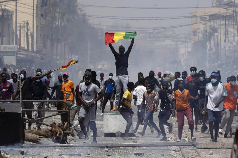 Allocations aux familles de victimes : le gouvernement instaure un versement immédiat de 10 millions FCFA Allocations aux familles de victimes : le gouvernement instaure un versement immédiat de 10 millions FCFA