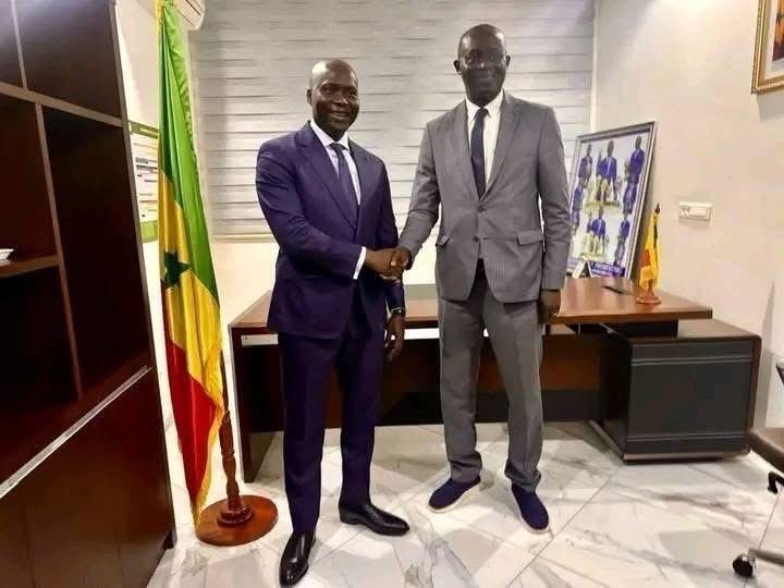 FSF : passation de pouvoir entre Augustin Senghor et Abdoulaye Fall FSF : passation de pouvoir entre Augustin Senghor et Abdoulaye Fall
