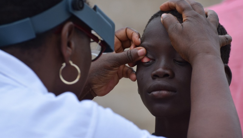 Le Sénégal élimine officiellement le trachome, selon l’OMS