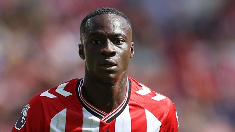 Sunderland : Habib Diarra opéré avec succès, absent jusqu’en décembre Sunderland : Habib Diarra opéré avec succès, absent jusqu’en décembre