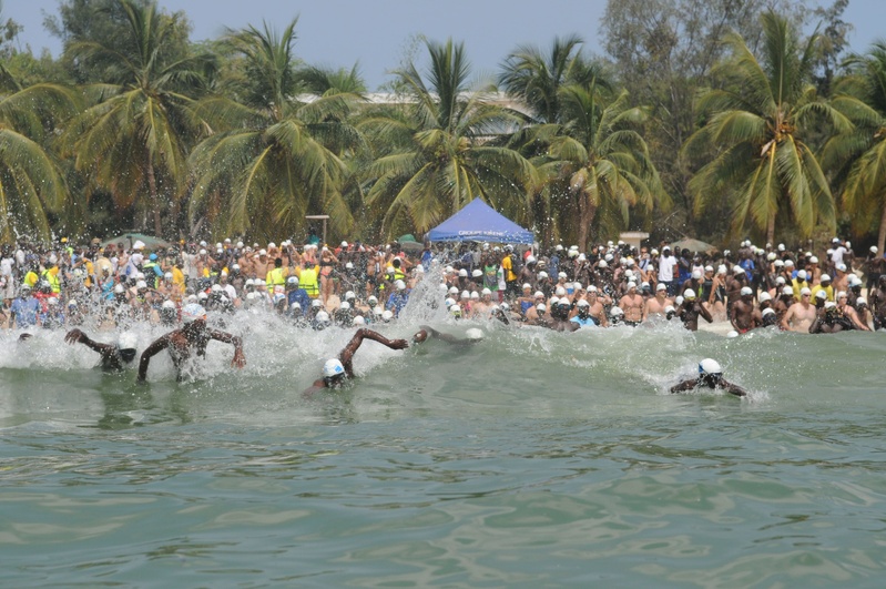 Traversée Dakar-Gorée 2025 : la 36ème édition attend près de 800 nageurs