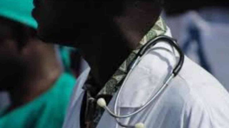 Faux médecins à Dakar : un réseau démantelé par la gendarmerie Faux médecins à Dakar : un réseau démantelé par la gendarmerie