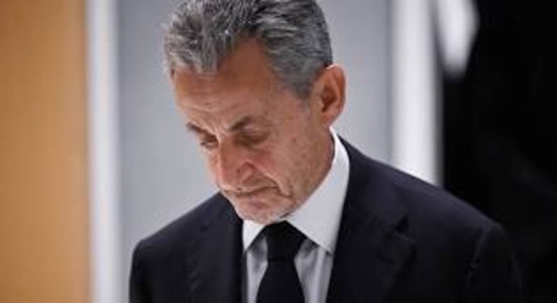 Financement libyen de la présidentielle 2007 : Nicolas Sarkozy condamné à cinq ans de prison, il ira en détention Financement libyen de la présidentielle 2007 : Nicolas Sarkozy condamné à cinq ans de prison, il ira en détention