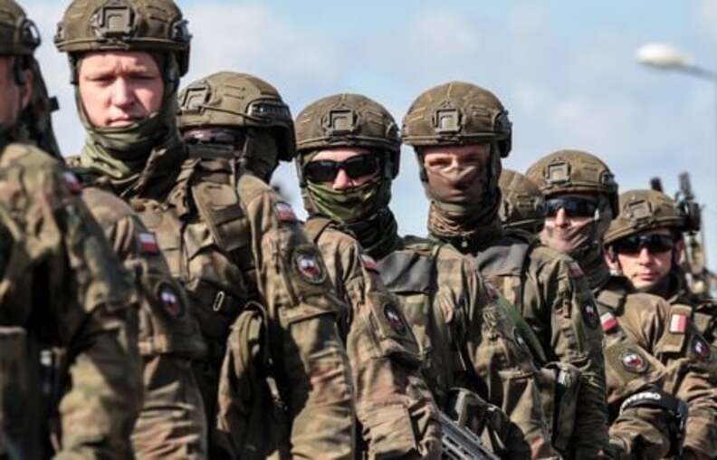 Guerre en Ukraine : L’armée polonaise en alerte et de plus en plus d’Ukrainiens sans électricité