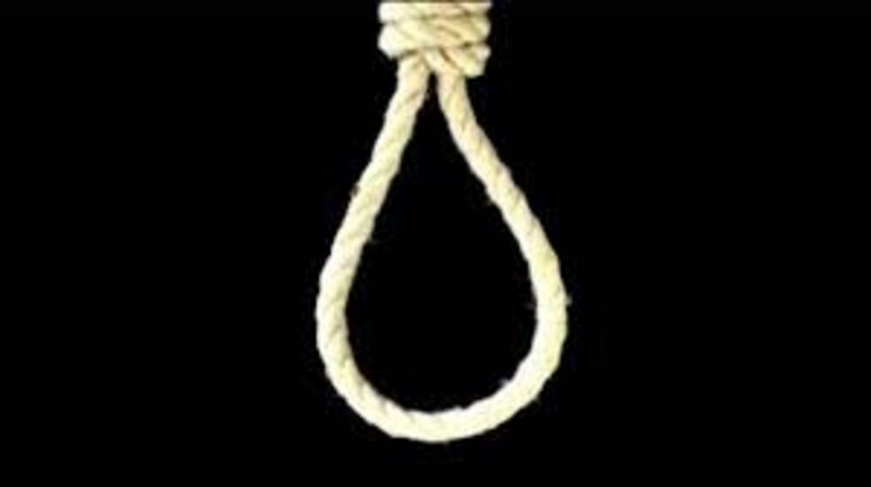 Nguékhokh : Mystère autour de la mort de Mbaye Sy, un ancien policier retrouvé pendu dans sa chambre Nguékhokh : Mystère autour de la mort de Mbaye Sy, un ancien policier retrouvé pendu dans sa chambre