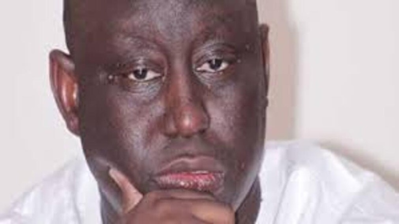 Affaire Aliou Sall : Le frère de l’ex-président Macky Sall et son épouse placés en garde à vue pour blanchiment de capitaux Affaire Aliou Sall : Le frère de l’ex-président Macky Sall et son épouse placés en garde à vue pour blanchiment de capitaux
